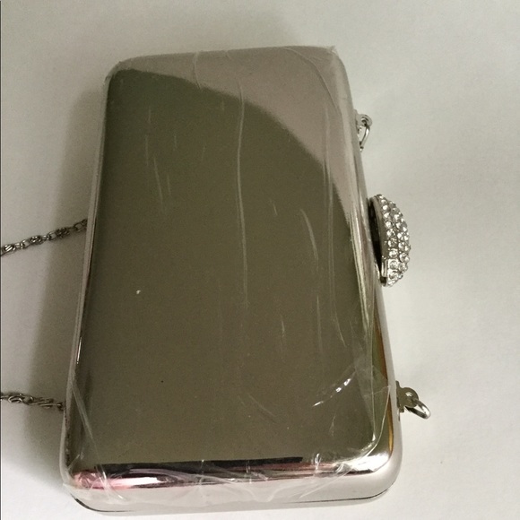 Natasha Couture Silver Crossbody / Clutch Box Bag - Picture 6 of 11